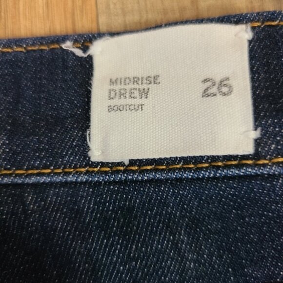 HUDSON JEANS - Picture 2 of 6